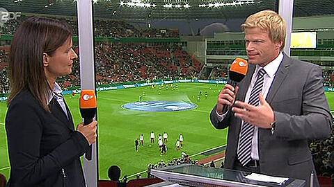 In Moskau fürs ZDF im Einsatz: Oliver Kahn mit Katrin Müller-Hohenstein.