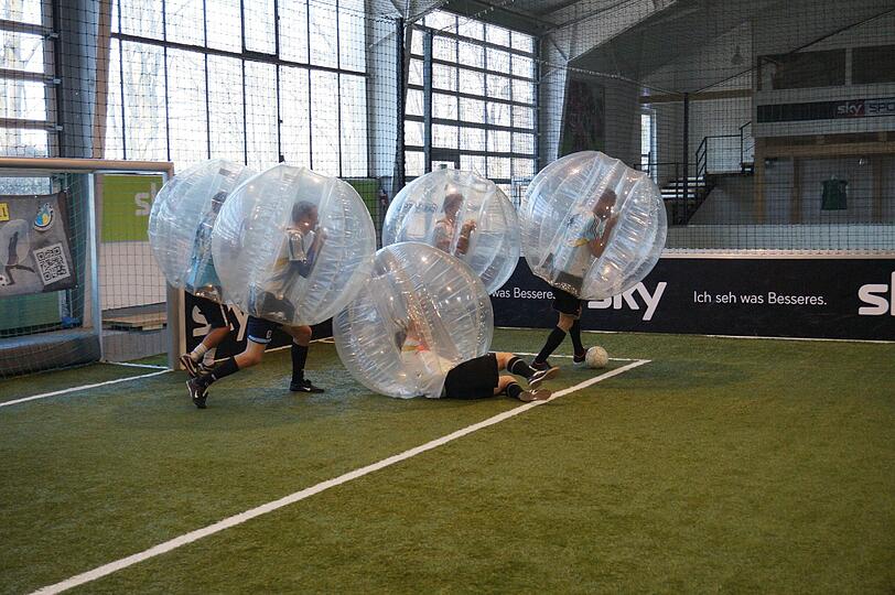 Es ging wild zu Sache zwischen den beiden Teams.