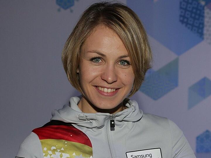 Magdalena Neuner freut sich auf die Olympischen Winterspiele 2014