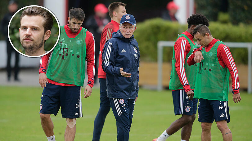 Als ob er nie weg gewesen wäre: Trainer Jupp Heynckes zwischen den Profis des FC Bayern.