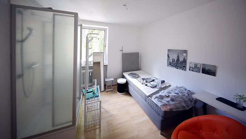 Die Zimmer: Schlichte Eleganz, die bald weg ist. Die Zimmer: Schlichte Eleganz, die bald weg ist.