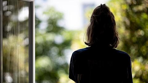 Psychische Störungen bei Frauen haben in der Pandemie deutlich mehr zugenommen als bei Männern.