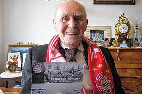 Mit 94 Jahren noch rüstig und wie eh und je glühender Bayern-Fan: Ehrenmitglied Otto Schwab