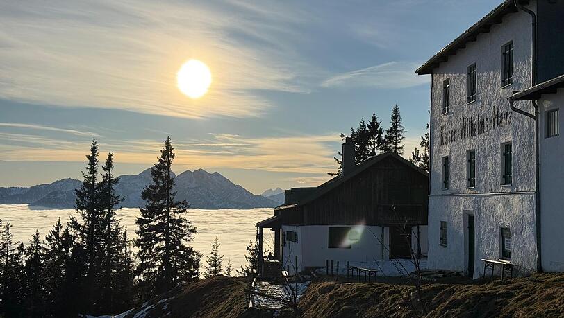 Die Zwieselalm und das dazugehörige Kaiser-Wilhelm-Haus.