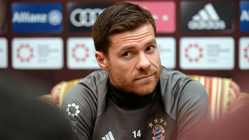 Xabi Alonso tritt am Ende der Saison 2016/17 zurück.