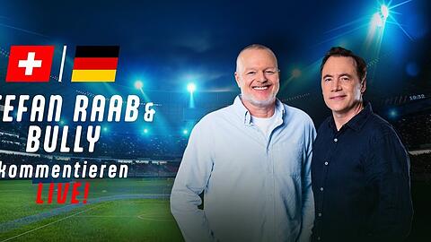 Es ist nicht das erste Mal, dass sich Stefan Raab und Michael Bully Herbig mit K&ouml;nig Fu&szlig;ball anlegen.