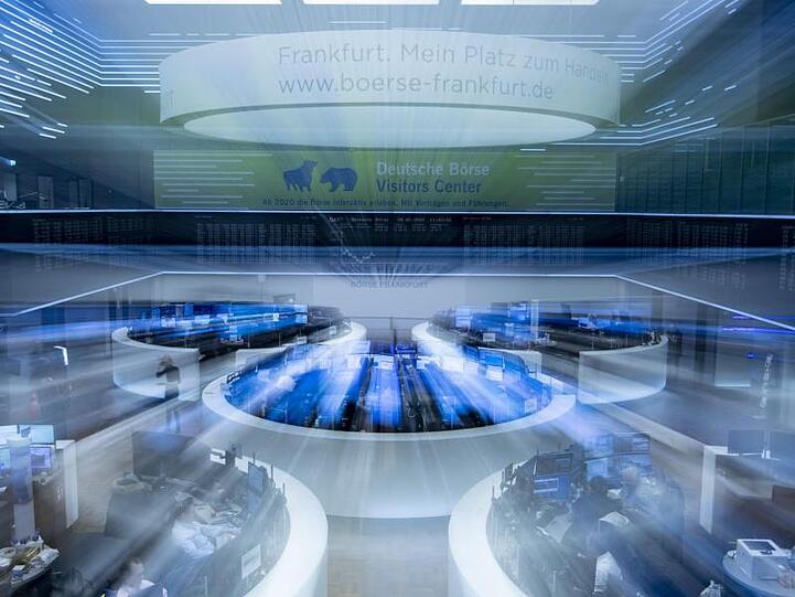 Der Handelssaal der Börse Frankfurt: Der Kursrutsch an der deutschen Aktienbörse beschleunigt sich.