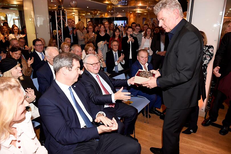 Markus Söder, Prof. Hubert Burda, Dieter Reiter (von links nach rechts)