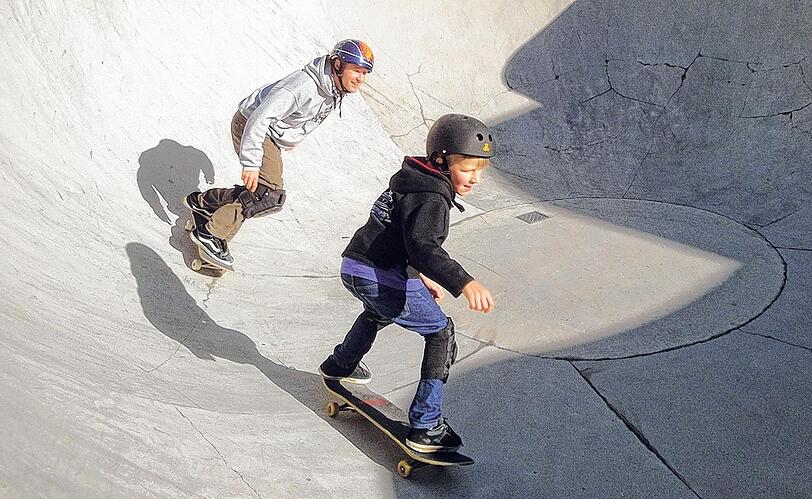 Rasanter Sport: Skater brauchen viel Körperbeherrschung - und guten Schutz. Eine neue Anlage ensteht bis 2015 in Pasing.