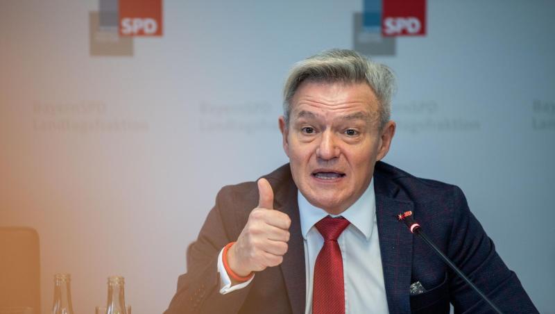 Horst Arnold (SPD) bei einer Veranstaltung. Foto: Lino Mirgeler/dpa/Archivbild Horst Arnold (SPD) bei einer Veranstaltung. Foto: Lino Mirgeler/dpa/Archivbild