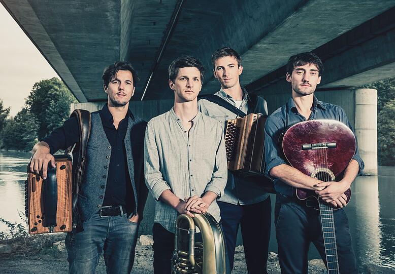 Tuba, Gitarre, zwei Steirische: Maxjoseph spielen am 8. Januar.