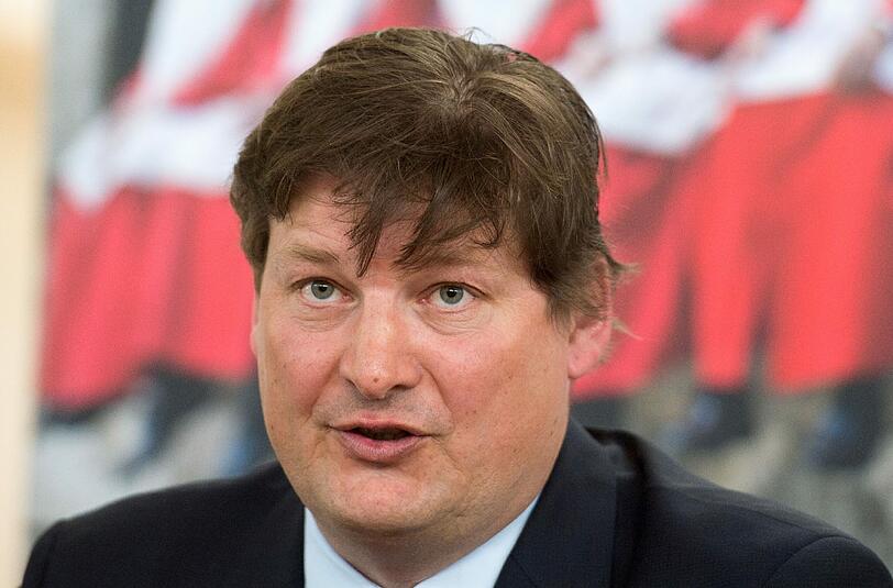 Rechtsanwalt Ulrich Weber spricht über Missbrauchsskandal.