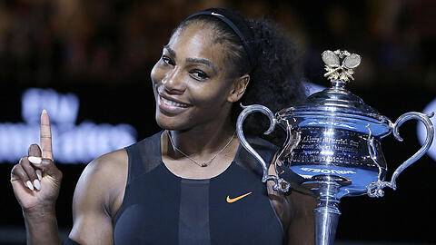 Via Twitter gratulierten bereits der amerikanische Tennisverband USTA, der Fed Cup, der Davis Cup und die die Spielerinnenorganisation WTA Serena Williams zur Schwangerschaft.