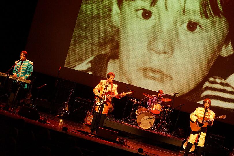Im Gasteig zeigt Filmemacher Klaus Bichlmeier das Beatles-Musical mit Kurzfilmen. So war die Premiere.