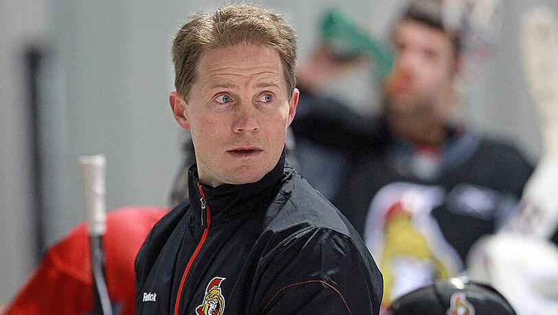 Cory Clouston spielte als Aktiver lediglich für die University of Alberta und wurde bereits 1995 Trainer. Cory Clouston spielte als Aktiver lediglich für die University of Alberta und wurde bereits 1995 Trainer.