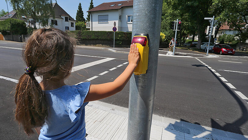 Die Ansage "Danke schön, gleich wird es grün" ist daraufhin aus einem Lautsprecher zu hören.