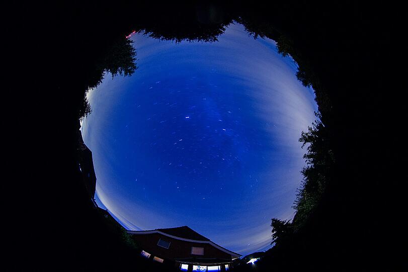Sternschnuppen-Nacht über Deutschland: Die Bilder aus der Nacht von Mittwoch auf Donnerstag.