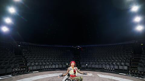 Die gelernte Zirkusartistin hatte der Manege nach einem Trapezunfall jahrelang den R&uuml;cken gekehrt.