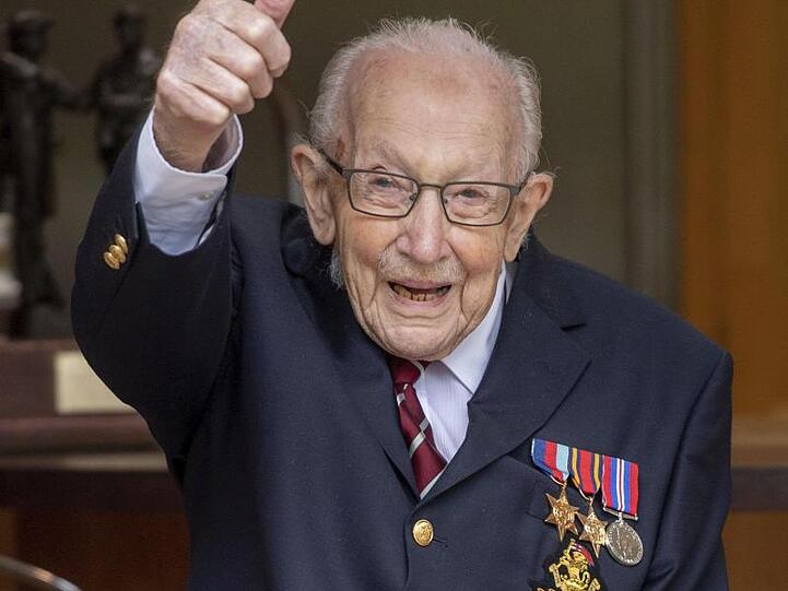 Mit seiner Spendenaktion bedankte sich "Captain Tom" bei den Mitarbeitern des britischen Gesundheitswesens NHS.