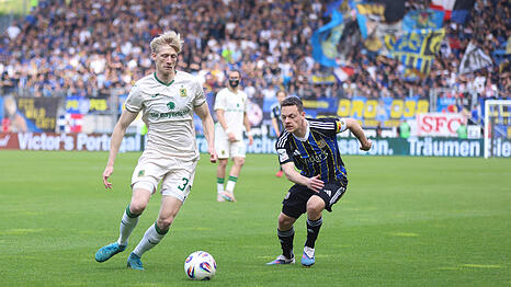 Raphael Schifferl im Duell mit Patrick Sontheimer.