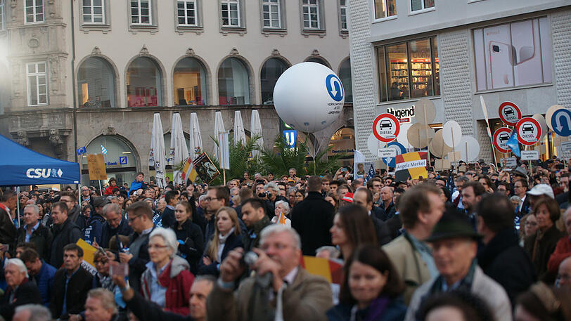 Kurz vor der Bundestagswahl war Kanzlerin Angela Merkel noch in München zu Gast - die Bilder vom Marienplatz.