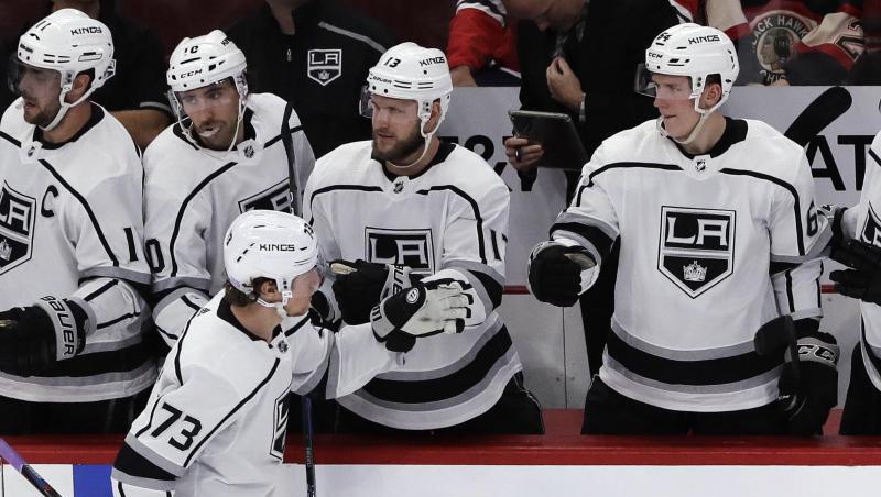 Die Los Angeles Kings setzten sich in Chicago durch. Die Los Angeles Kings setzten sich in Chicago durch.