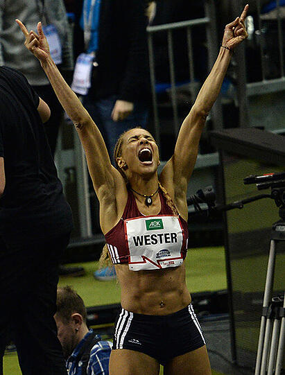 Alexandra Wester ist auf dem Sprung: Die 21-Jährige steigerte beim Hallen-ISTAF in Berlin ihre Bestleistung auf sensationelle 6,95 Meter. Keine Frau auf der Welt ist in diesem Jahr bisher weiter gesprungen. Und sie sieht gut aus dabei. Die Bilder.