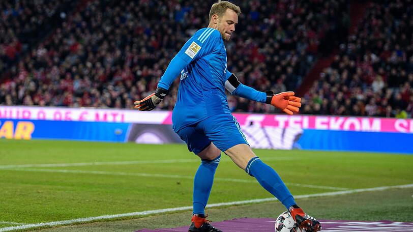 MANUEL NEUER, NOTE 5: Musste schon früh per Parade eingreifen (6.). Ungewohnter Abspielfehler im Aufbau (39.). Patzte dann spielentscheidend beim 1:1, als  ihm der Ball nach einer Ecke durch die Hände rutschte.