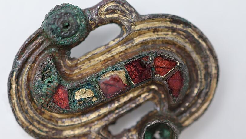 Nach dem Fund eines reich ausgestatteten Frauen-Grabes kamen Forscher zu neuen Erkenntnissen über frühe Migration.