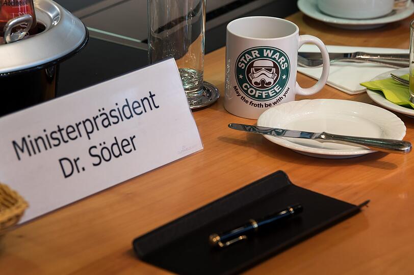 Unser verehrter Herr Ministerpräsident hat einen etwas pubertären Filmgeschmack.