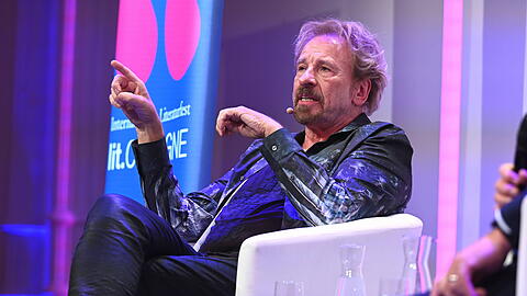 Moderator Thomas Gottschalk reagiert deutlich auf Beschwerden bezüglich seines Buchs "Ungefiltert".