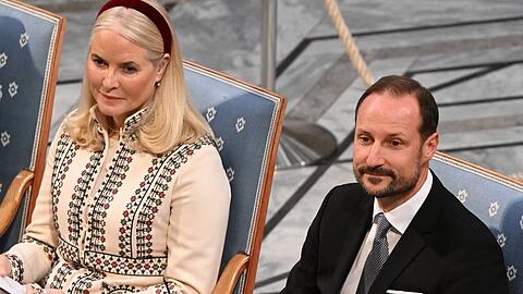 Kronprinz Haakon sorgt sich um seine Frau Kronprinzessin Mette-Marit, die an einer Lungenfibrose leidet.