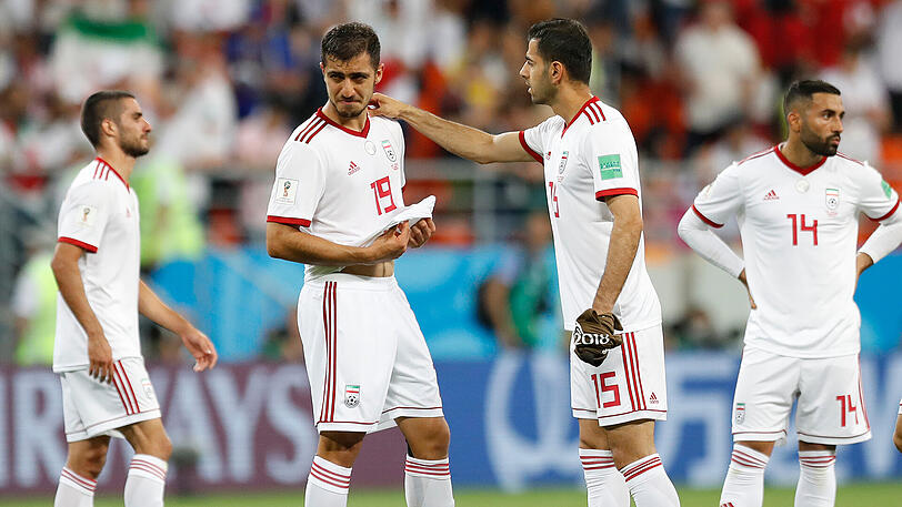 Iran-Profi Pejman Montazeri (2.v.r.) wurde ein Toilettengang zum Verhängnis.