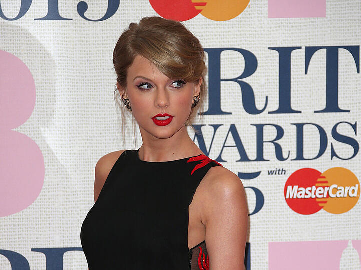 Taylor Swift, hier bei den Brit Awards 2015, will lieber mit ihrer Musik als mit Schmuddelfilmchen in Erinnerung bleiben