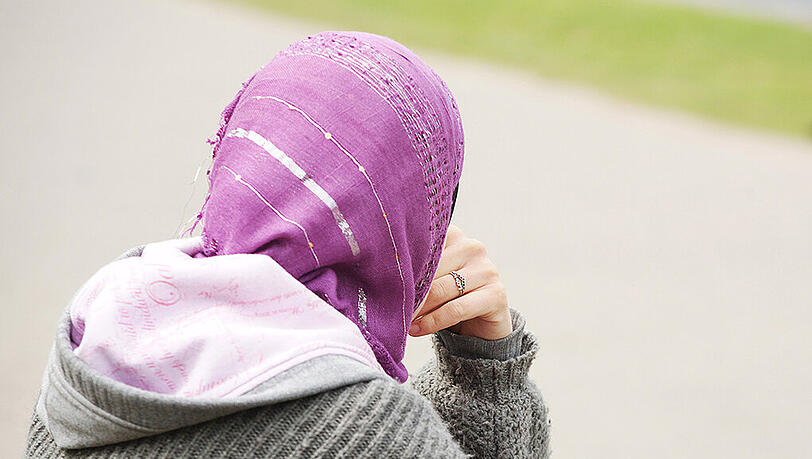 Die Frauenrechtsorganisation Terres des Femmes erinnert an das Problem der Zwangsverheiratungen junger muslimischer Frauen. Die Frauenrechtsorganisation Terres des Femmes erinnert an das Problem der Zwangsverheiratungen junger muslimischer Frauen.
