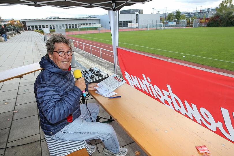 Stefan Schneider moderiert seit Jahren begeistert das Finale um den AZ-Pokal.