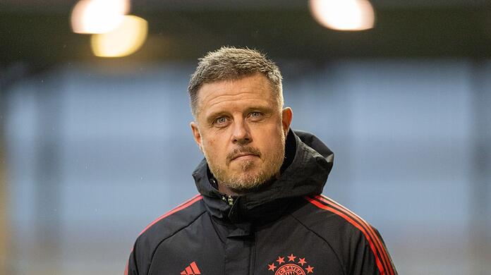 Trainer Alexander Straus vom FC Bayern.