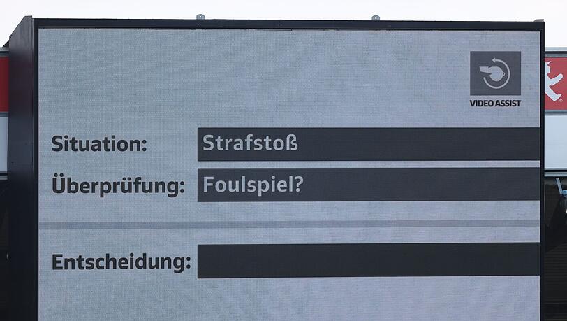 Der Videobeweis sorgt im Fußball weiter für Diskussionen.