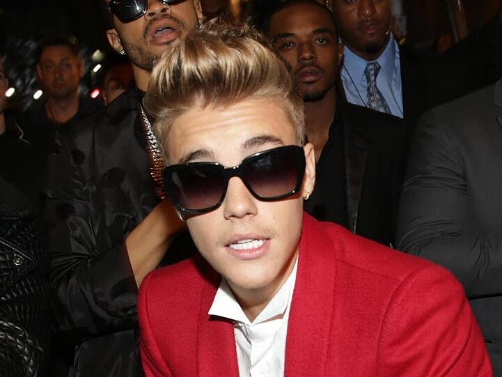 Justin Bieber:  Mit einer besonderen Aktion sollen die Fans an seinem Leben teilhaben