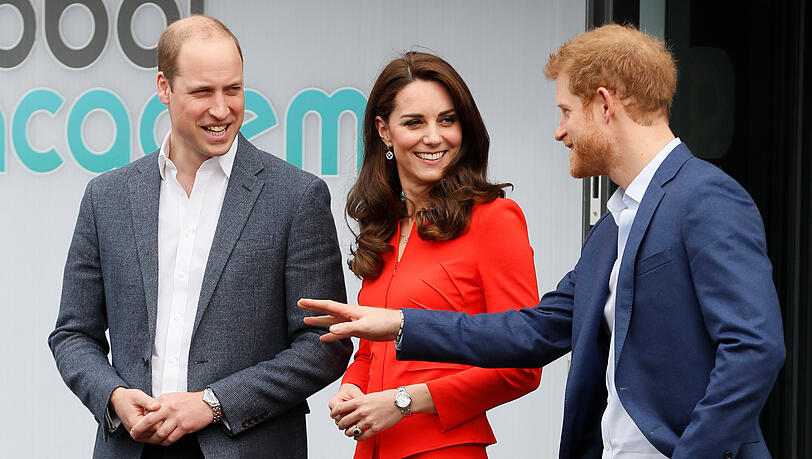 Harmonie pur: William, Kate und Harry zeigen sich im April 2017 bei der Eröffnung der "Global Academy" der Organisation "Heads Together". Harmonie pur: William, Kate und Harry zeigen sich im April 2017 bei der Eröffnung der "Global Academy" der Organisation "Heads Together".
