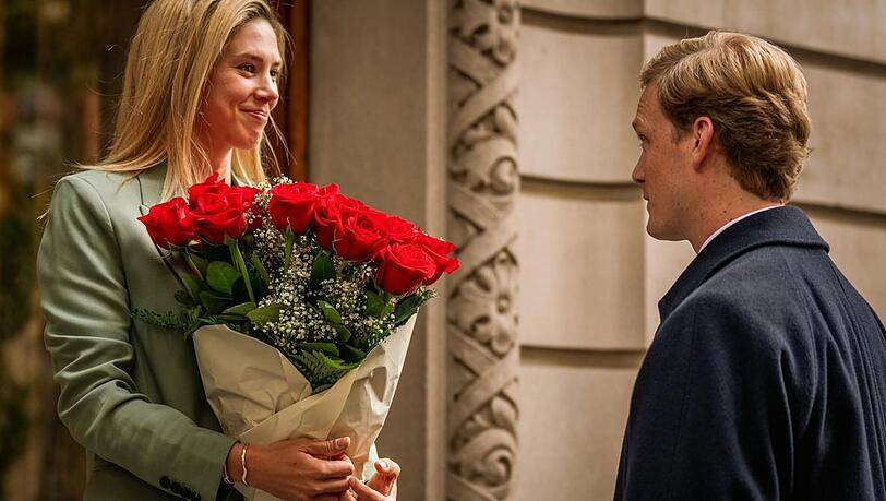 Máxima Zorreguieta (Delfina Chaves) und Willem-Alexander (Martijn Lakemeier) in der neuen Serie "Máxima".