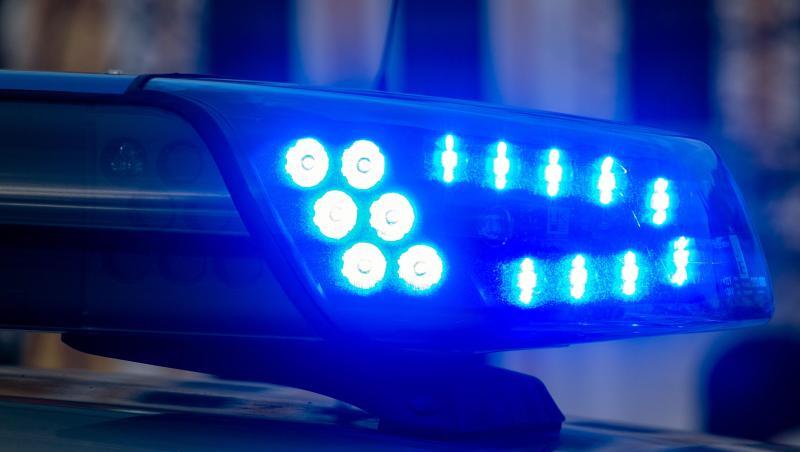 Ein Blaulicht der Polizei leuchtet auf. Foto: Klaus-Dietmar Gabbert/dpa-Zentralbild/ZB Ein Blaulicht der Polizei leuchtet auf. Foto: Klaus-Dietmar Gabbert/dpa-Zentralbild/ZB