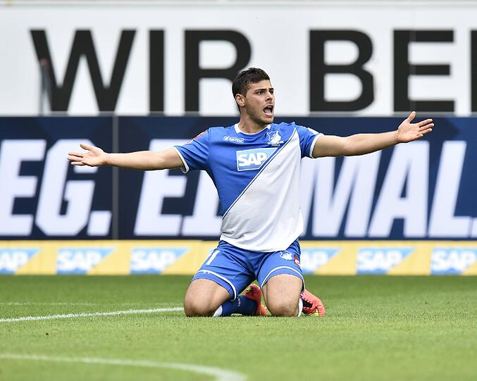 Kevin Volland ist momentan Tabellenführer: Die Sturmhoffnung von Hoffenheim konnte sich beim 2:0 gegen Augsburg nicht in die Torschützenliste eintragen.