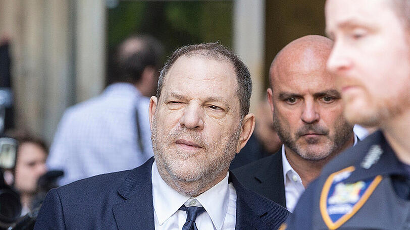 Harvey Weinstein verlässt im Juni 2018 das Gericht in New York City.
