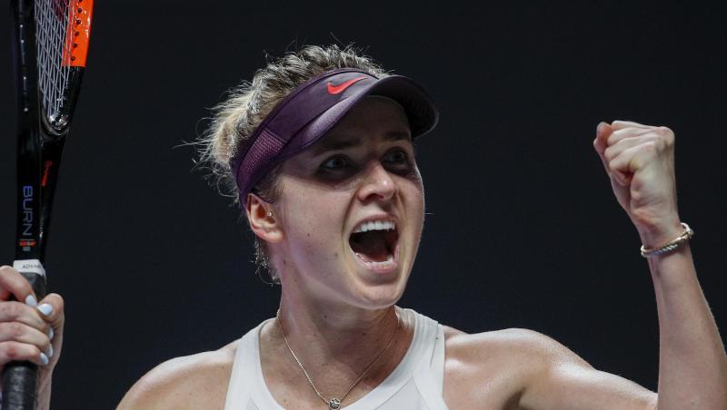 Titelverteidigerin Jelina Switolina hat sich bei den WTA Finals in Shenzhen für das Halbfinale qualifiziert. Titelverteidigerin Jelina Switolina hat sich bei den WTA Finals in Shenzhen für das Halbfinale qualifiziert.
