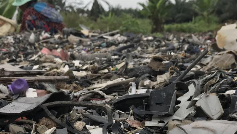 Plastikabfall aus den großen Industrienationen - auch aus Deutschland - landet oft in anderen Ländern. Derzeit vor allem in Südostasien. Plastikabfall aus den großen Industrienationen - auch aus Deutschland - landet oft in anderen Ländern. Derzeit vor allem in Südostasien.