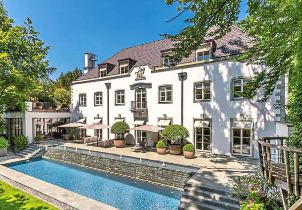 Die luxuriös ausgestattete Villa im Münchner Herzogpark. Die luxuriös ausgestattete Villa im Münchner Herzogpark.