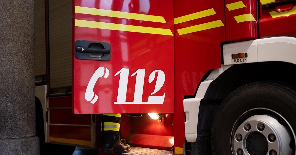 Brennender-E-Roller-l-st-Evakuierung-an-Schule-aus