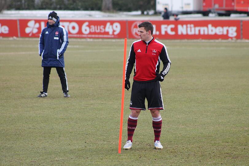 Seinem Traum vom Profifußball kommt Bernd Rosinger immer näher. Bei den Profis durfte der U23-Stürmer unter den Augen von Michael Wiesinger bereits mittrainieren.