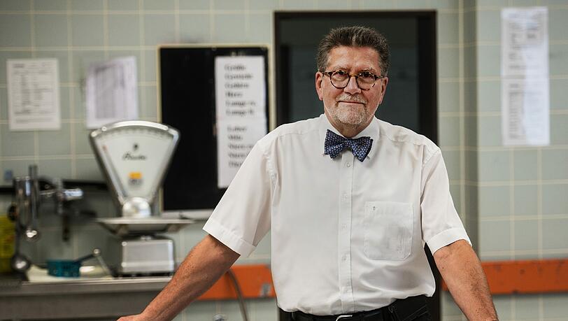 Reinhard Urban promovierte in München in Chemie und Medizin. In Hannover begann er als Rechtsmediziner und wechselte 1991 an die Unimedizin Mainz. Dort war er von 2001 bis 2013 Wissenschaftlicher Vorstand. Foto: Andreas Arnold Reinhard Urban promovierte in München in Chemie und Medizin. In Hannover begann er als Rechtsmediziner und wechselte 1991 an die Unimedizin Mainz. Dort war er von 2001 bis 2013 Wissenschaftlicher Vorstand. Foto: Andreas Arnold